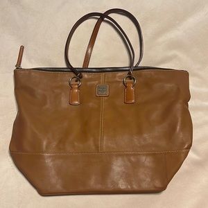 Dooney and Bourke leather purse